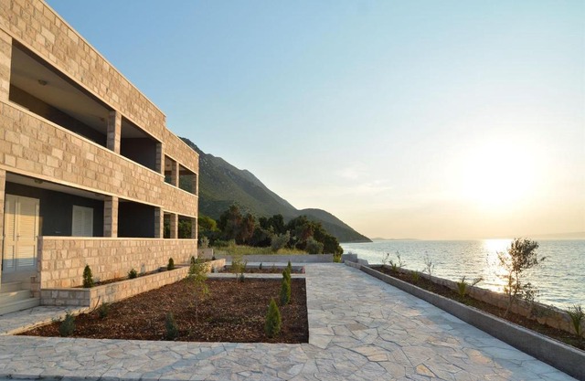 Apartments Dubas