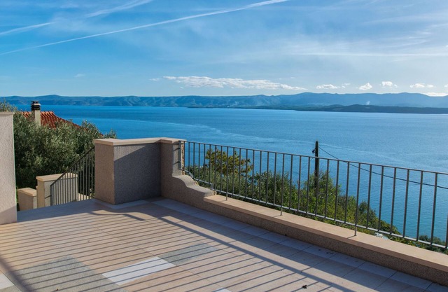 Apartments Eastern Paradise (43851-A3) - Bol - island Brac