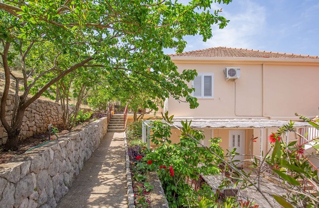 Apartments Elica