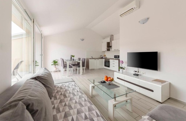 Apartments ERA Izola