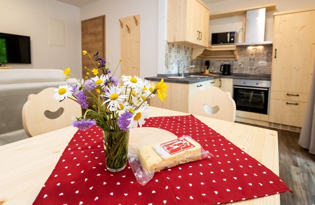 Apartments Goldhorn Kingdom - Two-Bedroom Apartment with Balcony (A)