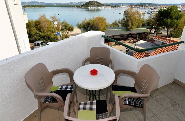 Apartments Helena - Superior One bedroom apartment with Balcony and Sea View - A2
