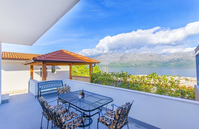 Apartments Rose (47571-A1) - Sucuraj - island Hvar