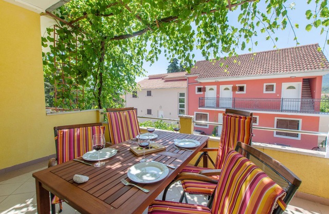 Apartments and Rooms Anita (33431-A4) - Vrboska - island Hvar