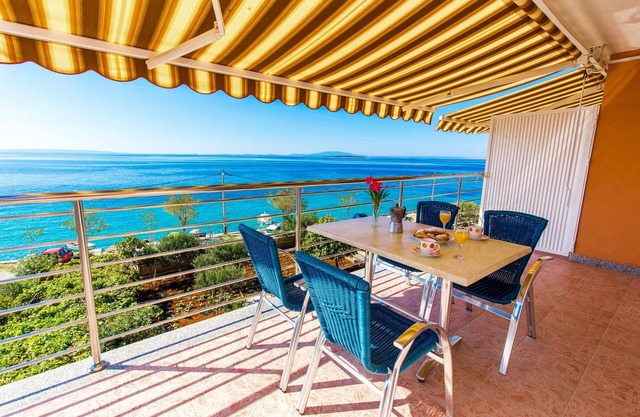 Apartments Ivan (27831-A2) - Lun - island Pag