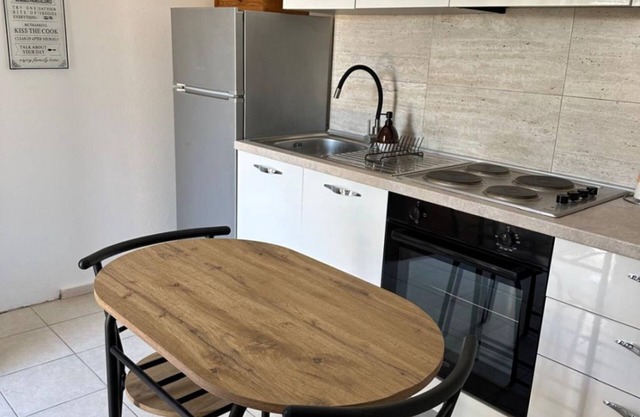 Apartments Ivana (111191-A2) - Trpanj