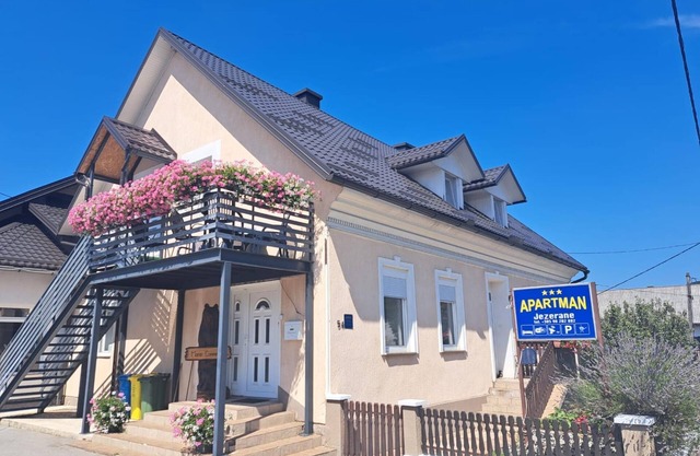 Apartments Jezerane