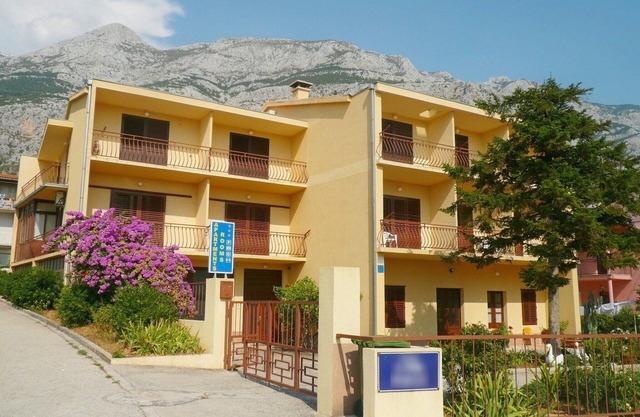 Apartments Justina, (16428), Makarska, Croatia