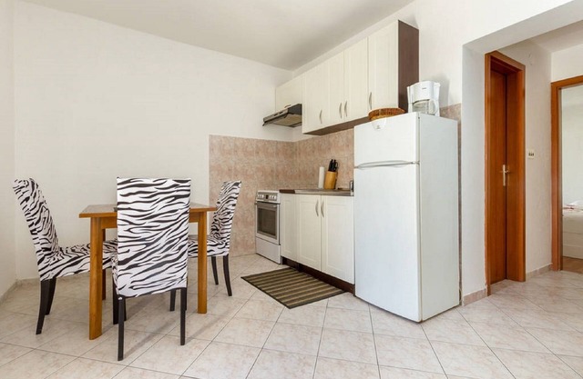 Apartments Marasovic - Roko