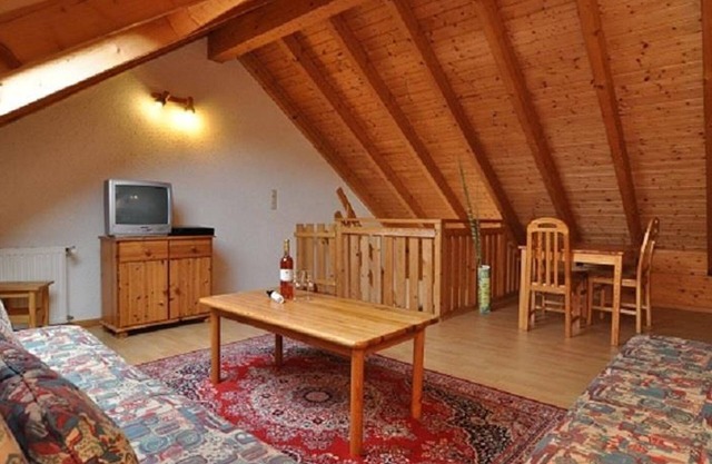 Apartments Margit Loewen - 3-bed apartment "Kabinett"