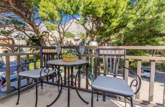 Apartments Marinko (37171-A3) - Makarska