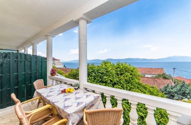 Apartments More (10392-A2) - Brist