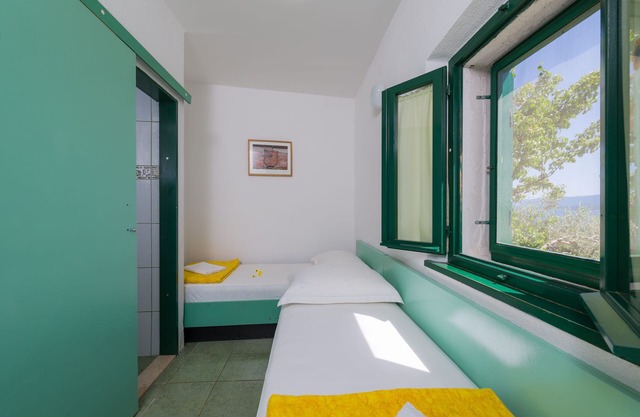 Apartments Nada (97951-A5) - Bol - island Brac