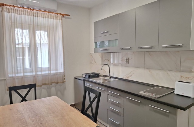 Apartments Neptun (101461-A1) - Maslinica