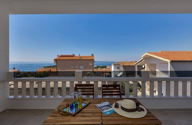 Apartments Prgo (11254-A2) - Makarska