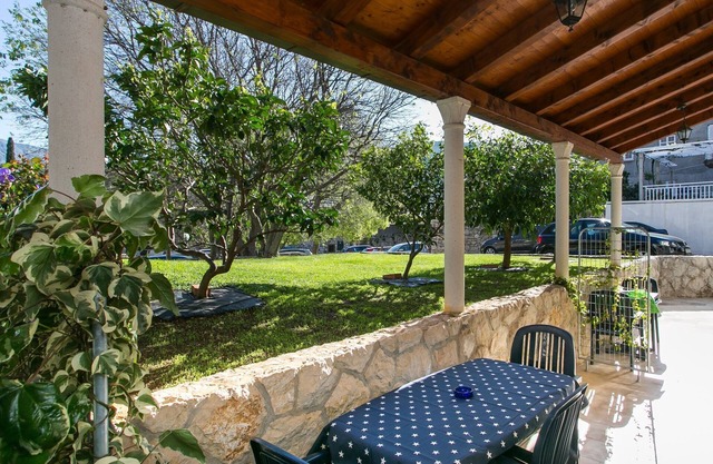 Apartments Radic - Studio Apartment (2-3 Adults) - Kneza Domagoja Street - BR 2