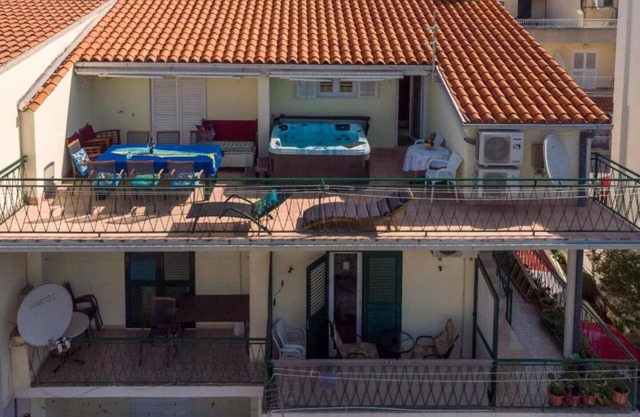 Apartments Ribarević - 3Bedroom/Terrace & Sea View