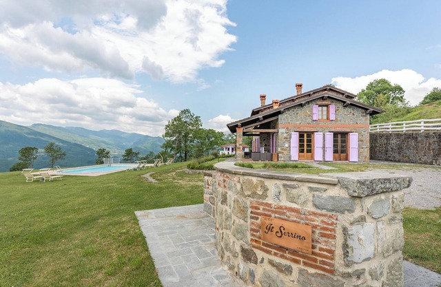 Apartments "Serrino Family" with Mountain View, Shared Pool & Wi-Fi