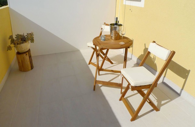 Apartments Sunset (64361-A2) - Olib - island Olib
