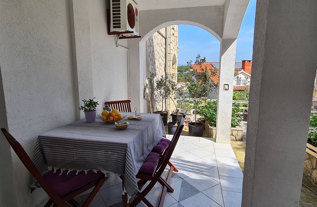 Apartments The view (87481-A2) - Jelsa - island Hvar