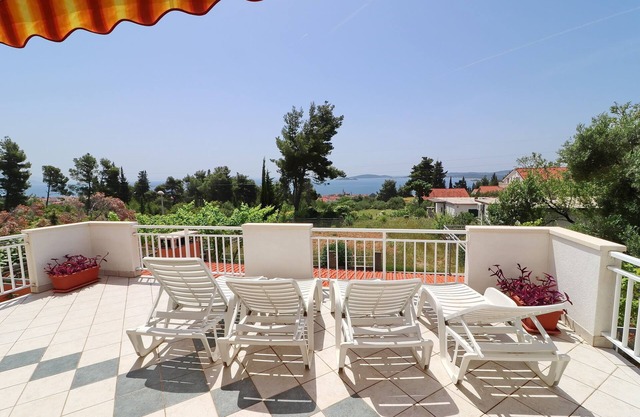 Apartments Villa Michele-Three Bedroom Apartment with Terrace (Mandarin)