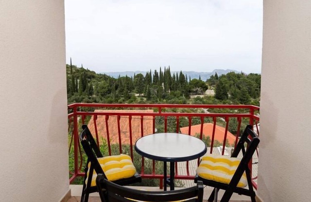 Apartments Villa Nikol - One Bedroom Apartment with Sea View (APT 2)