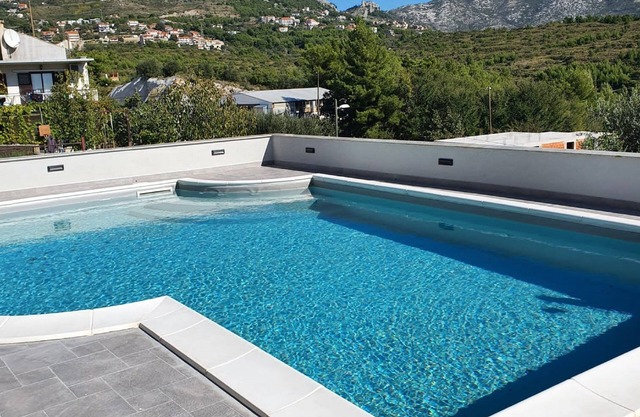 Apartments Villa Salona Sky