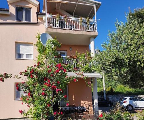 Apartments with parking space Kastel Stari, Kastela - 24406