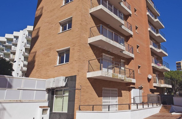 APCOSTAS Villa De Madrid/Two Bedrooms