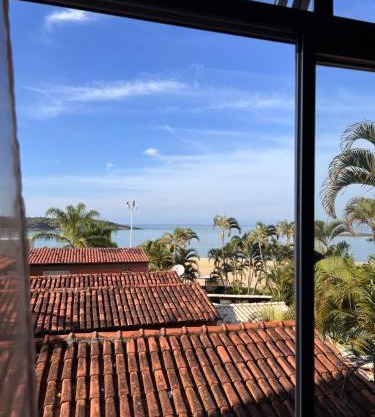 Ape Vista Mar