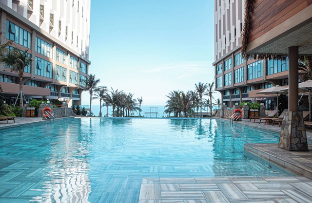 Apec Mandala Sunrise & Sea View