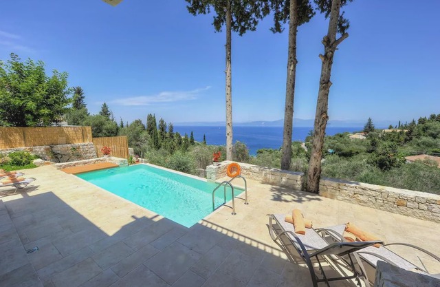 Apeiron I Villa - Instaworthy Views. Ace Location.