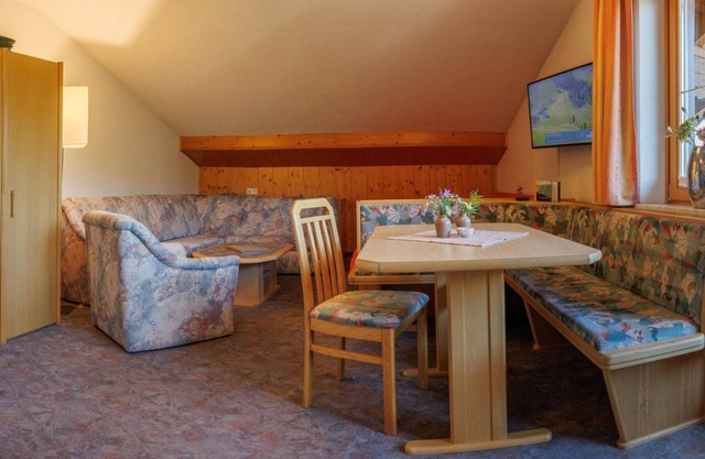 App. 206 - 1 Schlafzi., Wohn-/schlafraum, 2 Bäder - Hotel Appartement Hochkönig