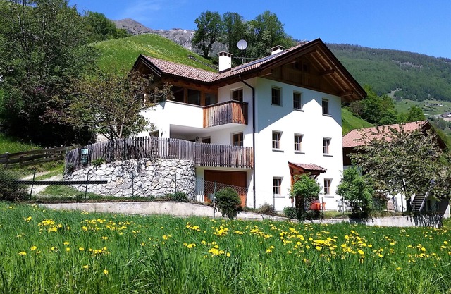 APP. 3 AUHAUS apartment with meadow and fountain for 2 persons max. 4 persons