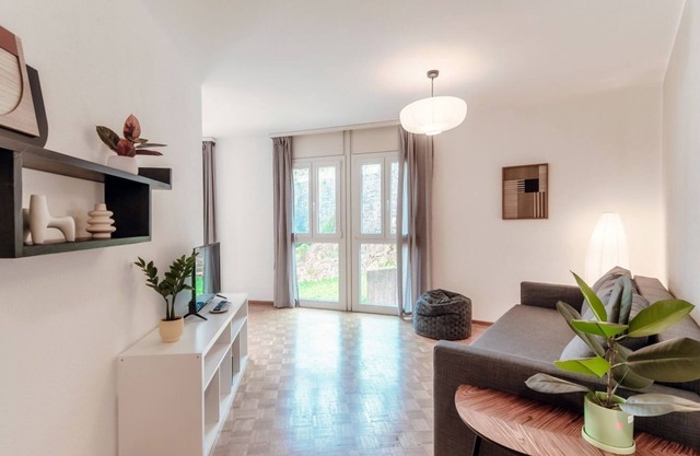 App. near italian border (Pink Flat 2)