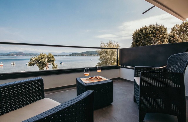 Appartamento Diego - Lakeside L&B