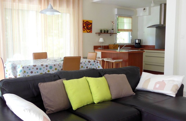 Appart classified * RDC 75 m2, 2 bedrooms, walled garden, walk Benodet