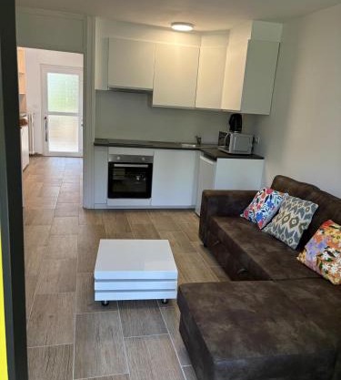 Appart de Lux , 3 borders , free parking ,