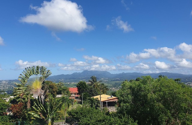 Appart Moderne Avec vue Mer & Pitons