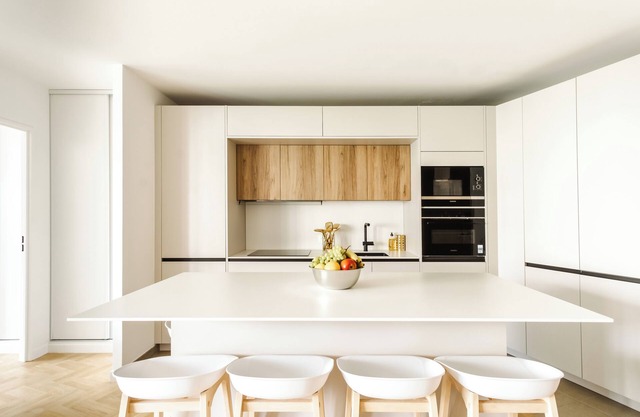 Appart. Victoria(sleeps 7, 2 parking spaces)- Les Demoiselles à Versailles