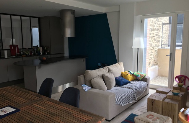 Appart with terrace and garden at 300m beach