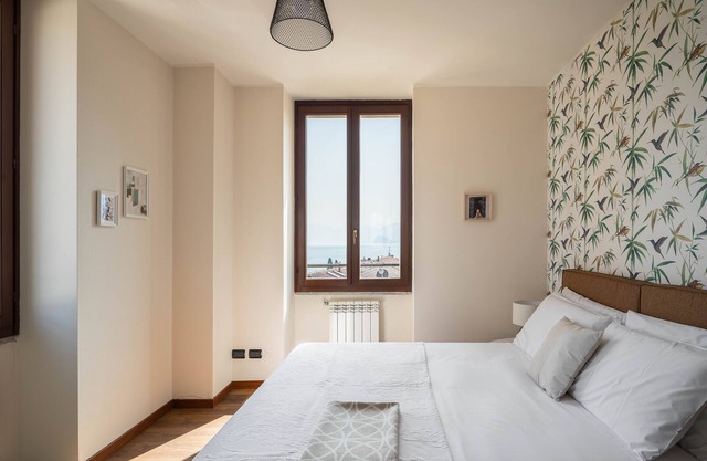 Appartamento 7 - Two Bedroom Apartment, Sleeps 5