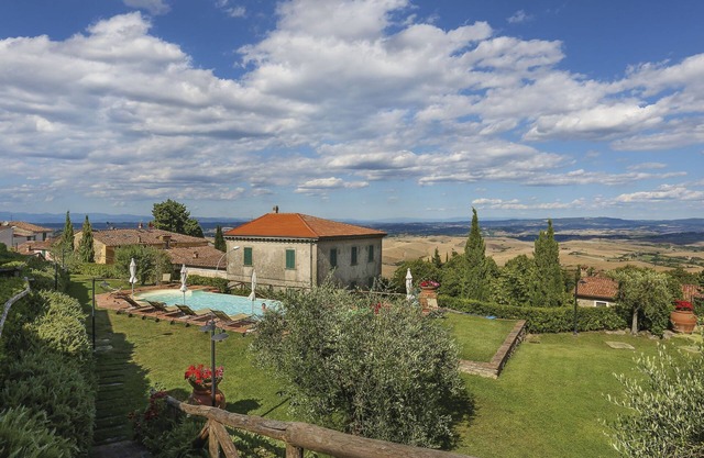 Appartamento Ginepro - Borgo in Chianni by Interhome