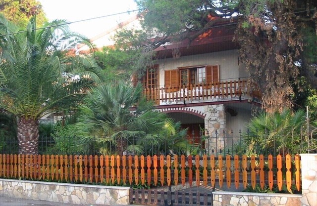 Appartamento in Villa con Pineta 2