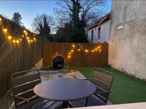 Appartement avec jardin privé à 10 min de Disneyland, idéal familles
