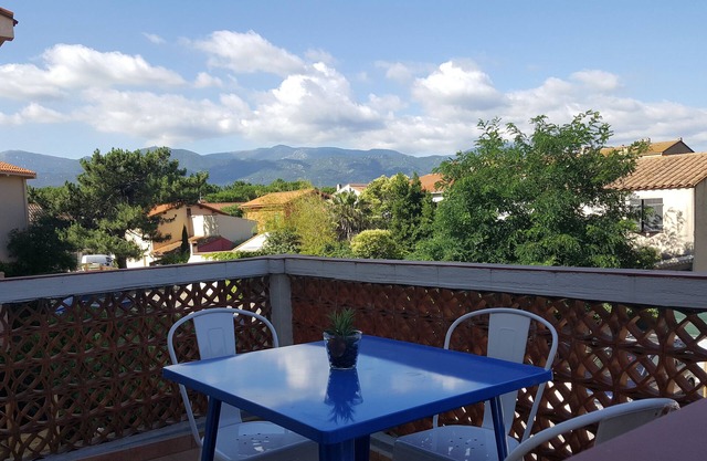 Appartement 1 Chbre Clim Parking Prive Terrasse 50M Plage 5 min du Centre Animé