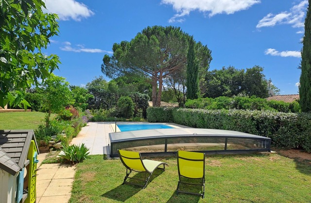 Appartement 2 Chambres Dans Propriété au Calme Avec Grand Jardin
