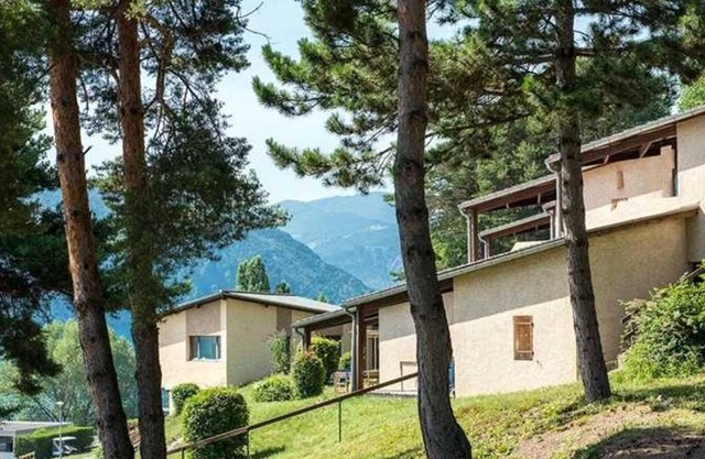 Appartement 3 étoiles - Piscine - efbgig