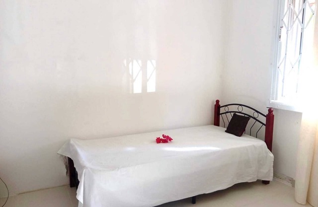 Appartement 3 Chambres, à 900 m D'une des Plus Belles Plages de L'île