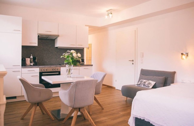Appartement 35m2, Dusche, Bad, WC, - Nefer, Haus